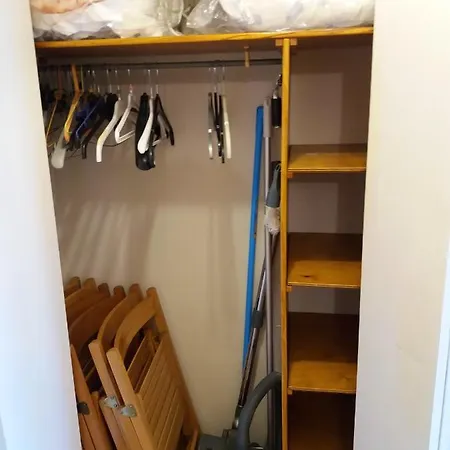 A De 21 M² Avec Terrasse Vue Apartman *