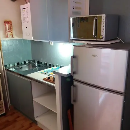公寓 A De 21 M² Avec Terrasse Vue 阿格德